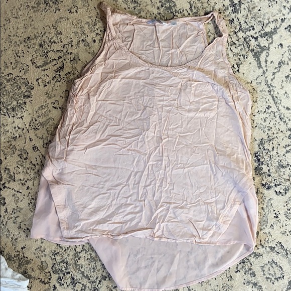 Bundle of tank tops - Picture 5 of 5